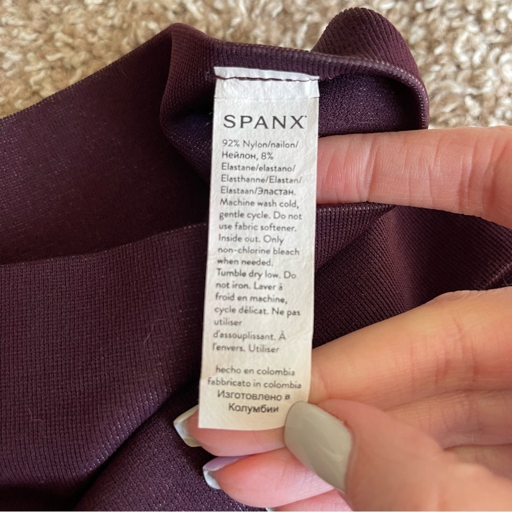 SPANX•Look At Me Now Leggings•Jammy Plum•Size Small - Picture 5 of 7